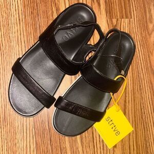 Strive Isla Sandals